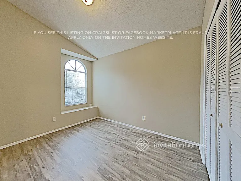 1009 Brielle Ave — Photo 12