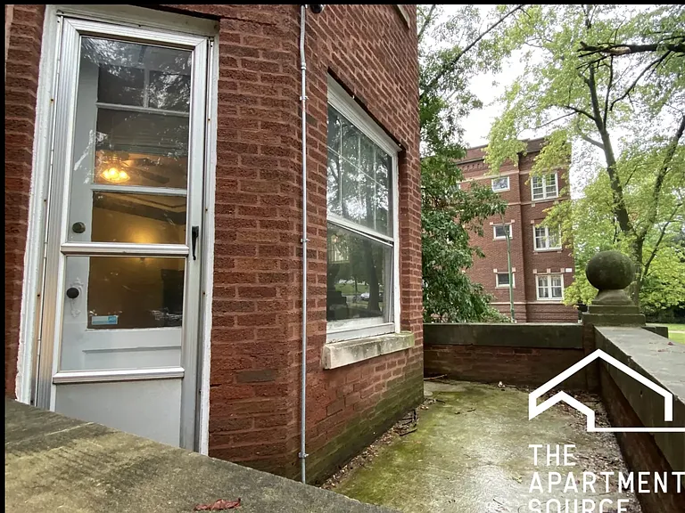 2819 W Logan Blvd #1 — Photo 10