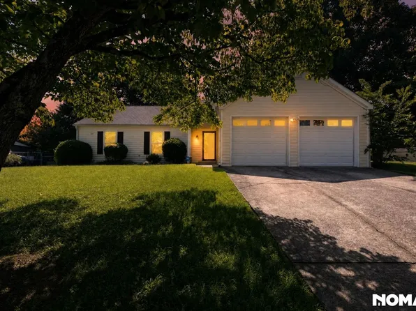 933 River Rock Dr, Woodstock, GA 30188
