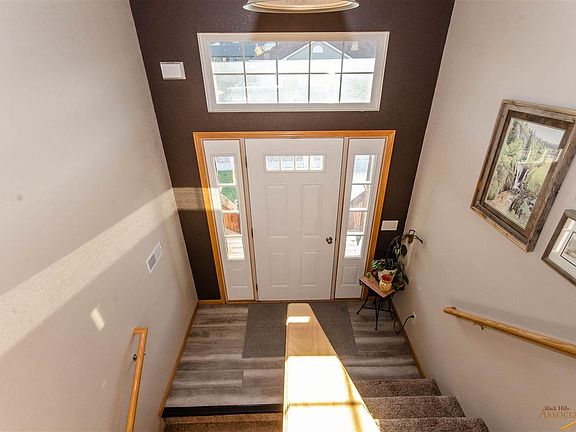 3rd image of 10158 Ventura Ln