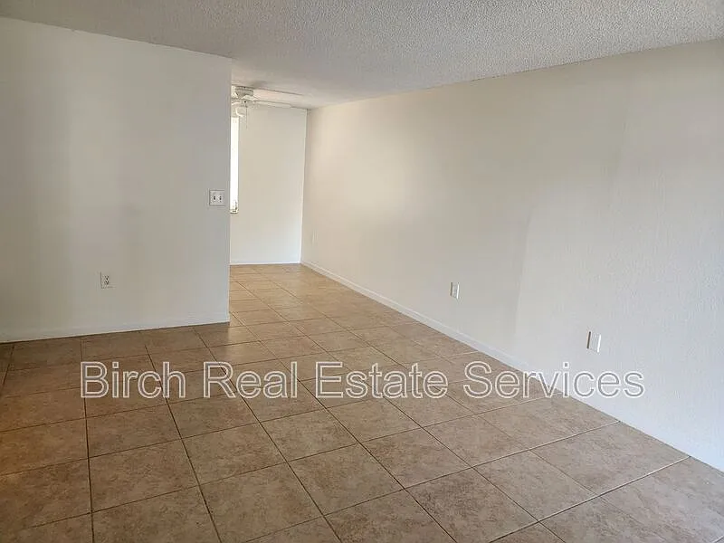 1 bed, 1.0 bath, 620 sqft, $1,095 — Photo 4