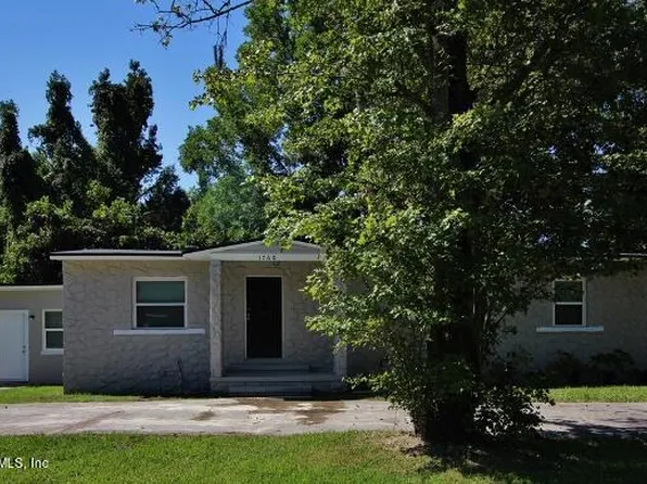 1760 RIBAULT SCENIC Drive, Jacksonville, FL 32208