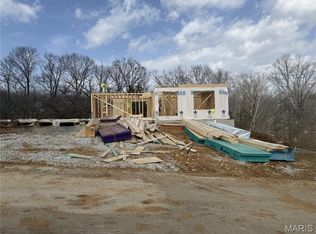 717 Blake Dr, Hillsboro, MO 63050