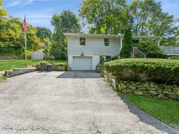 37 Beechmont Road, Carmel, NY 10512