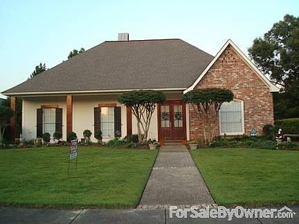 10812 Classique Drive ~ Broadmoor Place