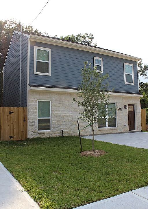 1st image of 9825 Greenwich St