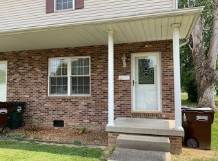 510 Barclay St #C, Belpre, OH 45714