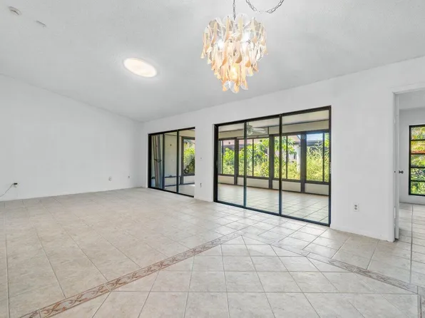 6296 Red Cedar Circle, Greenacres, FL 33463