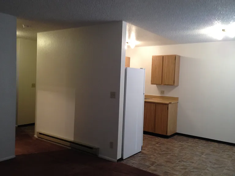 420 S Hill Rd — Photo 6