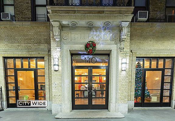 4th image of 140 E 46th St #5D*