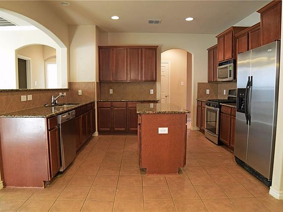 3rd image of 2736 Treasure Cove Dr