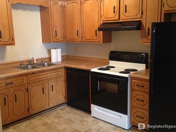 4th image of 3053 Woody Ln