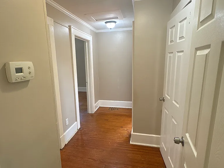 206 Whitney St — Photo 14