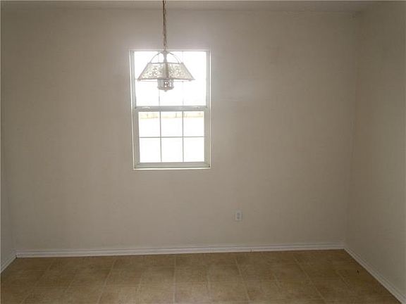 5th image of 1471 Stony Valley Dr