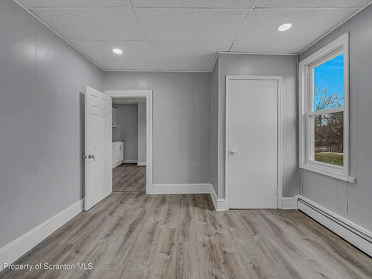 6 Green Ridge St #2 — Photo 15