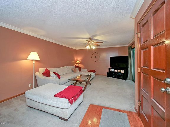 10464 Big Tree Cir W-5