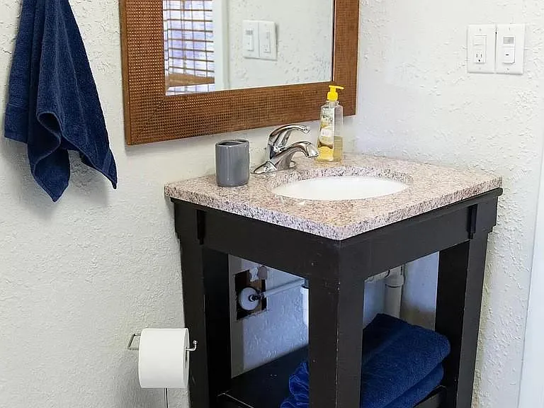 111 Bluff Ter — Photo 23