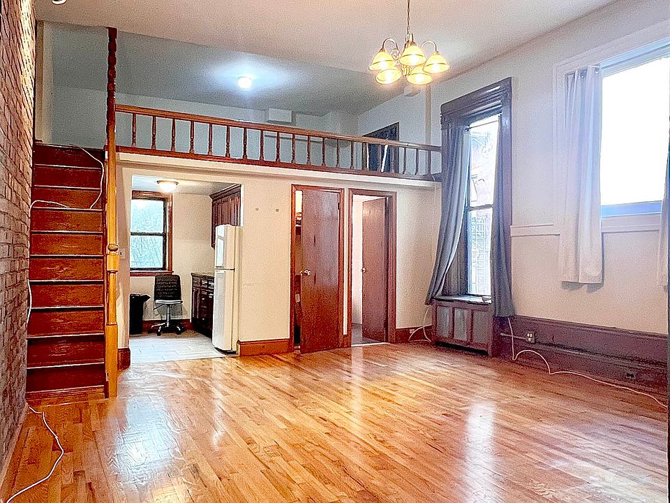 1st image of 27 W 75th St #1C