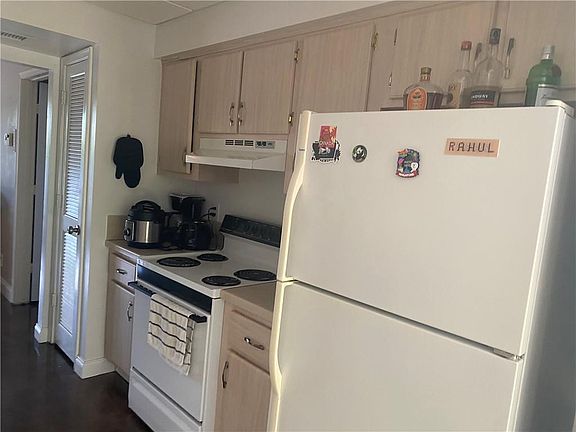 4th image of 1040 Homewood Boulevard #104