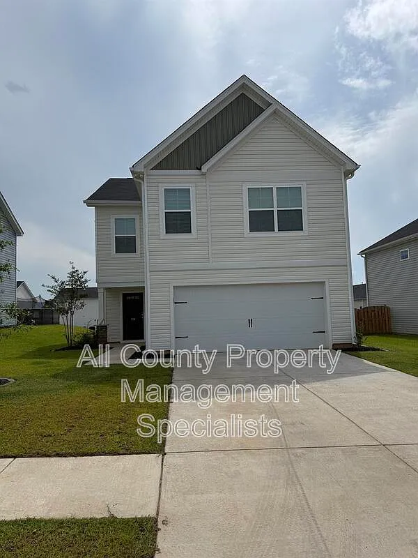 4 bed, 2.5 bath, 2120 sqft, $2,200 — Photo 1