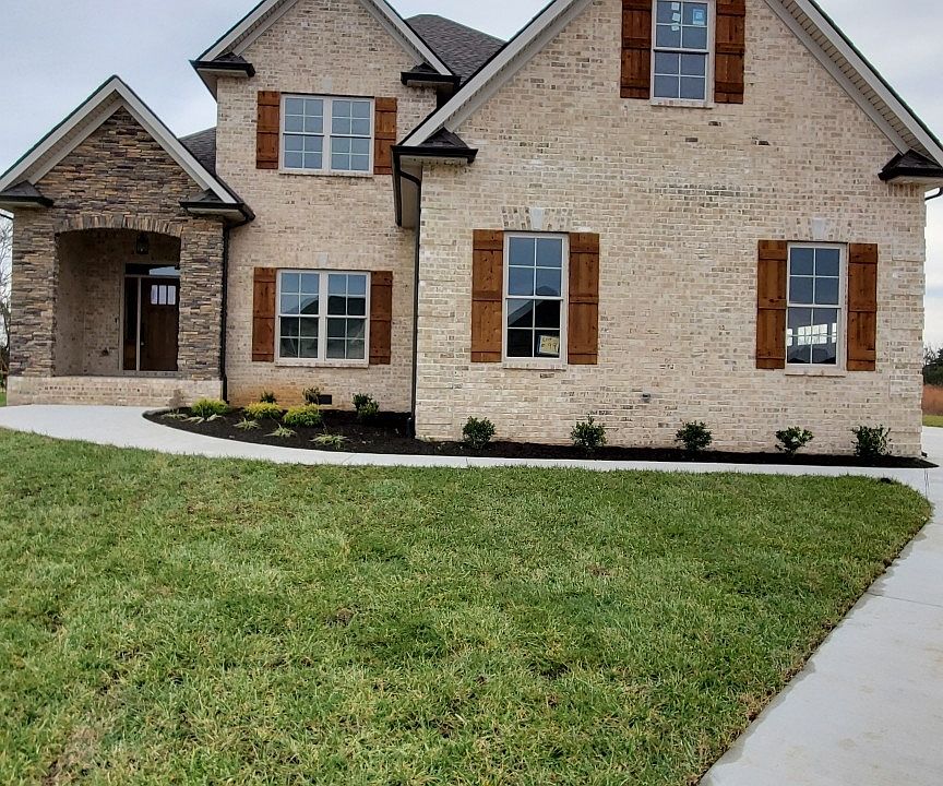 1st image of 3005 Robinwood Dr