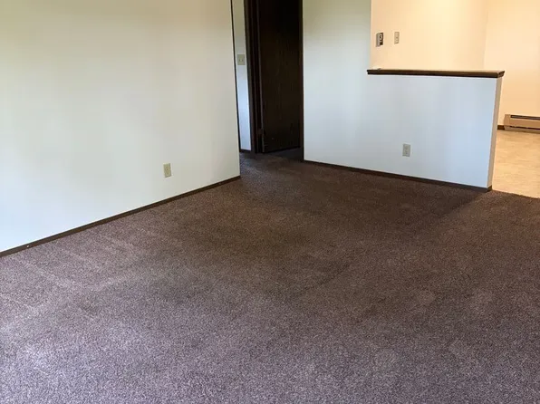 Fairway Drive Apartments, 123 Parkview Cir #5, Columbus, WI 53925