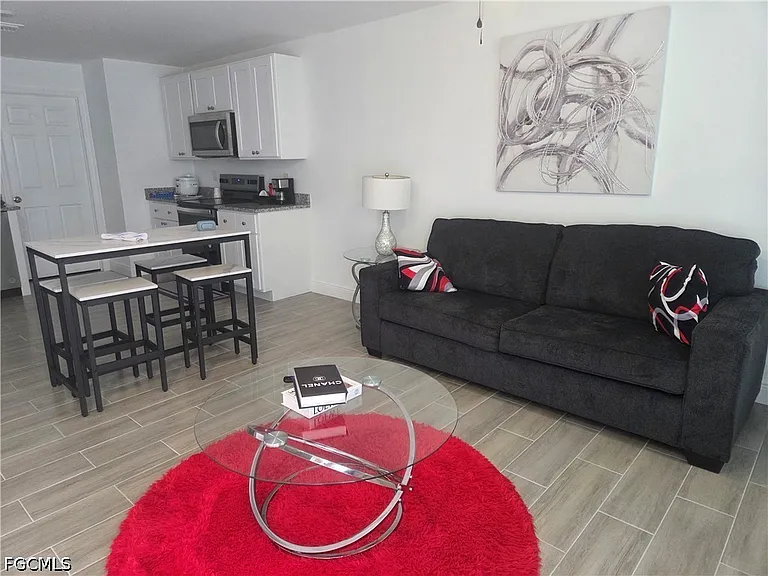 2156 Edison Ave — Photo 7