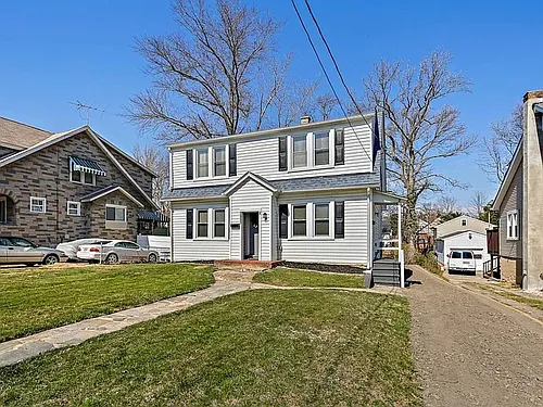 2802 Berwick Ave Photo 1