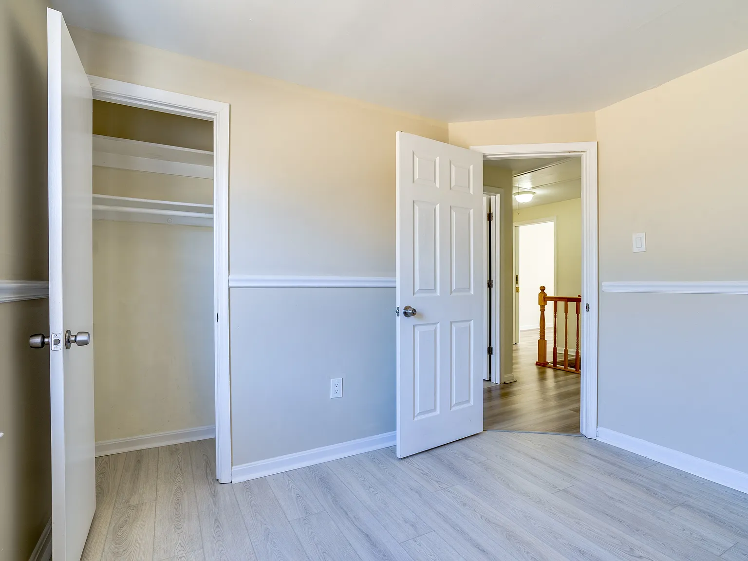 7913 Central Park Circle - Upper Level Room 1L — Photo 3