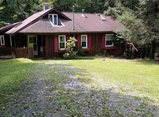 35 Cummings Ln, Forksville, PA 18616