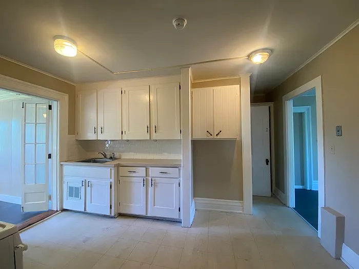 1146 State St #UPPER — Photo 5