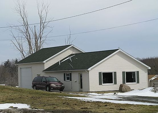2nd image of 10387 Lake Pleasant Rd