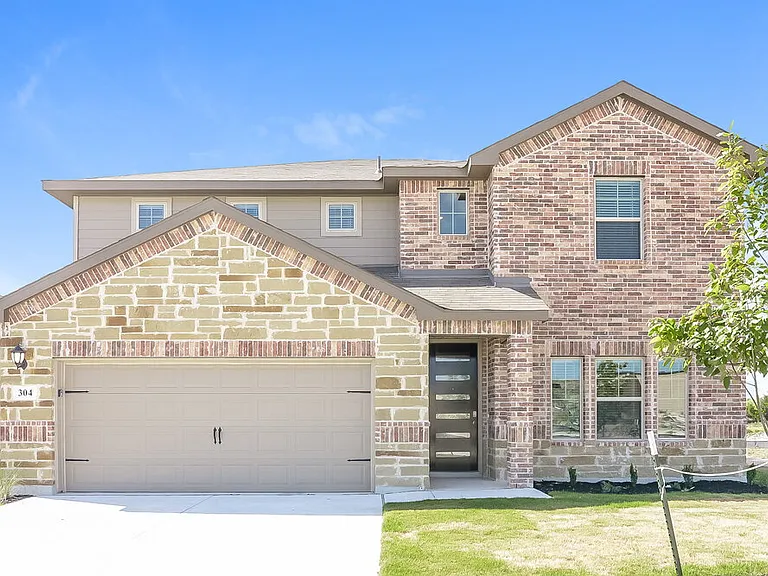304 Shelton Pass — Photo 1