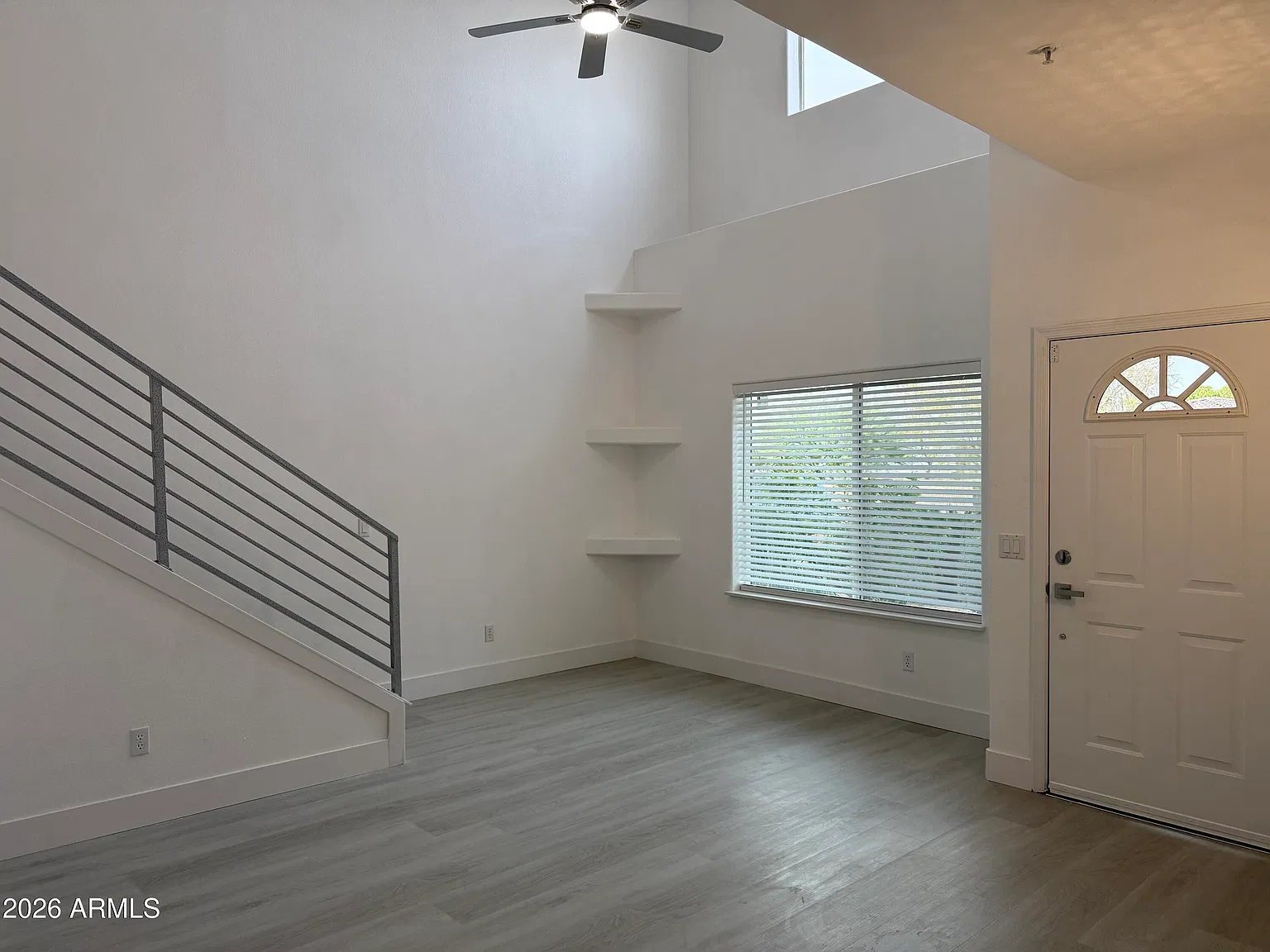 3 bed, 2.5 bath, 1700 sqft, $2,350 — Photo 4