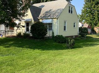 2021 N 7th St, Springfield, IL 62702