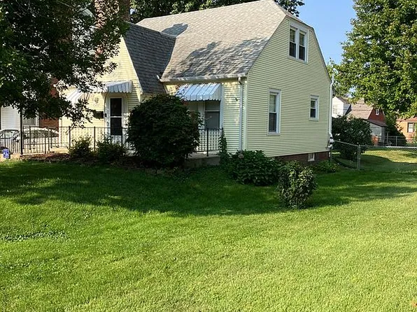 2021 N 7th St, Springfield, IL 62702