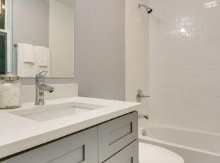3570 W Dickens Ave #1527, Chicago, IL 60647