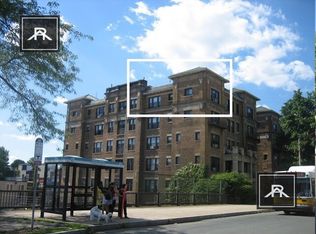 448 Park Dr APT 12, Boston, MA 02215