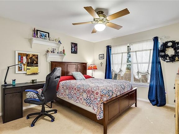2nd image of 13012 Felder Ln