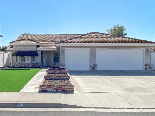 65 Reed Rd, Oakdale, CA 95361