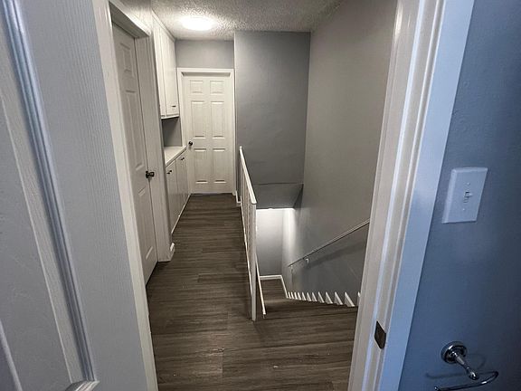 3rd image of 4035 W 134th St APT G