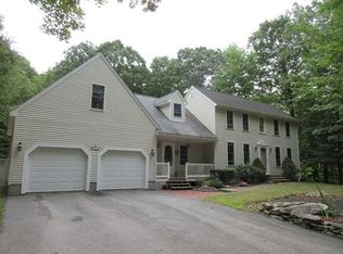 127 Charles St, Leicester, MA 01524