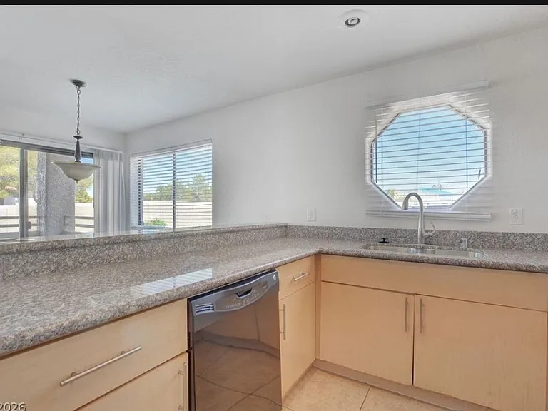 5034 S Rainbow Blvd #102 — Photo 8
