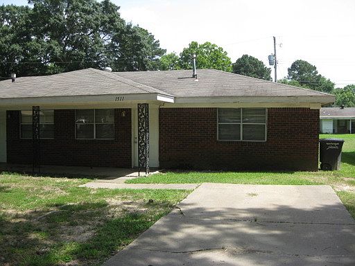 1st image of 1511 Phillip Dr