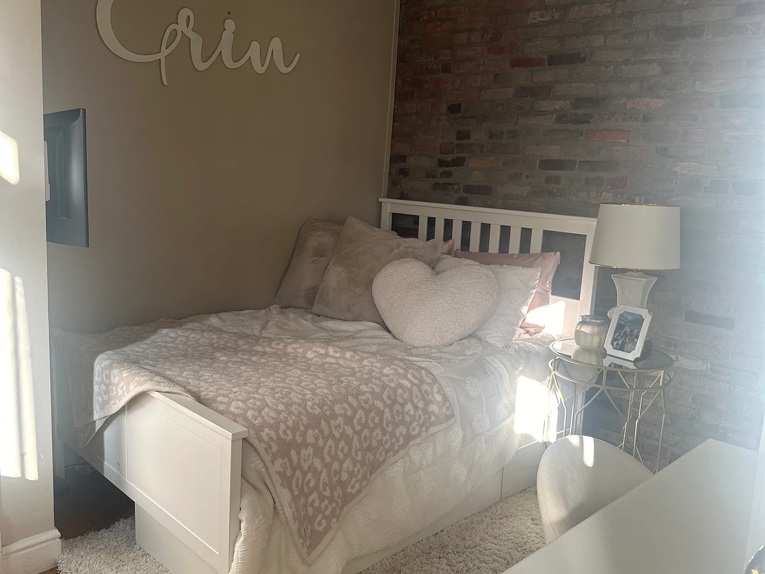 6 bed, $6,000 — Photo 3