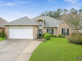 26005 Willow Wood St, Denham Springs, LA 70726