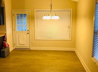 136 Sugar Creek Dr, Cornelia, GA 30531