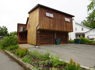 4001 Romanzof Cir, Anchorage, AK 99517
