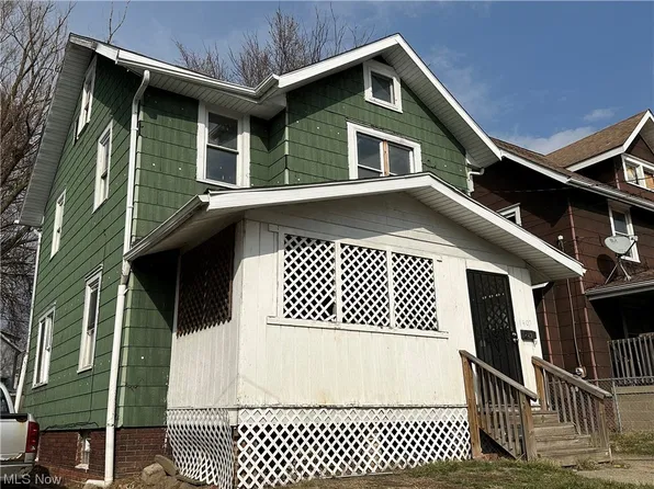 1407 7th St NW, Canton, OH 44703