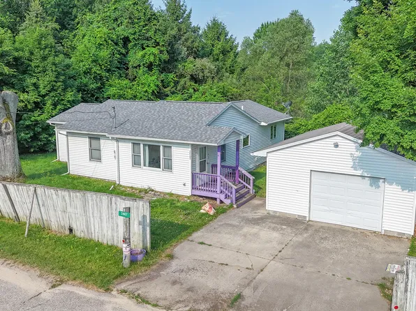 24107 Washington St, Dowagiac, MI 49047